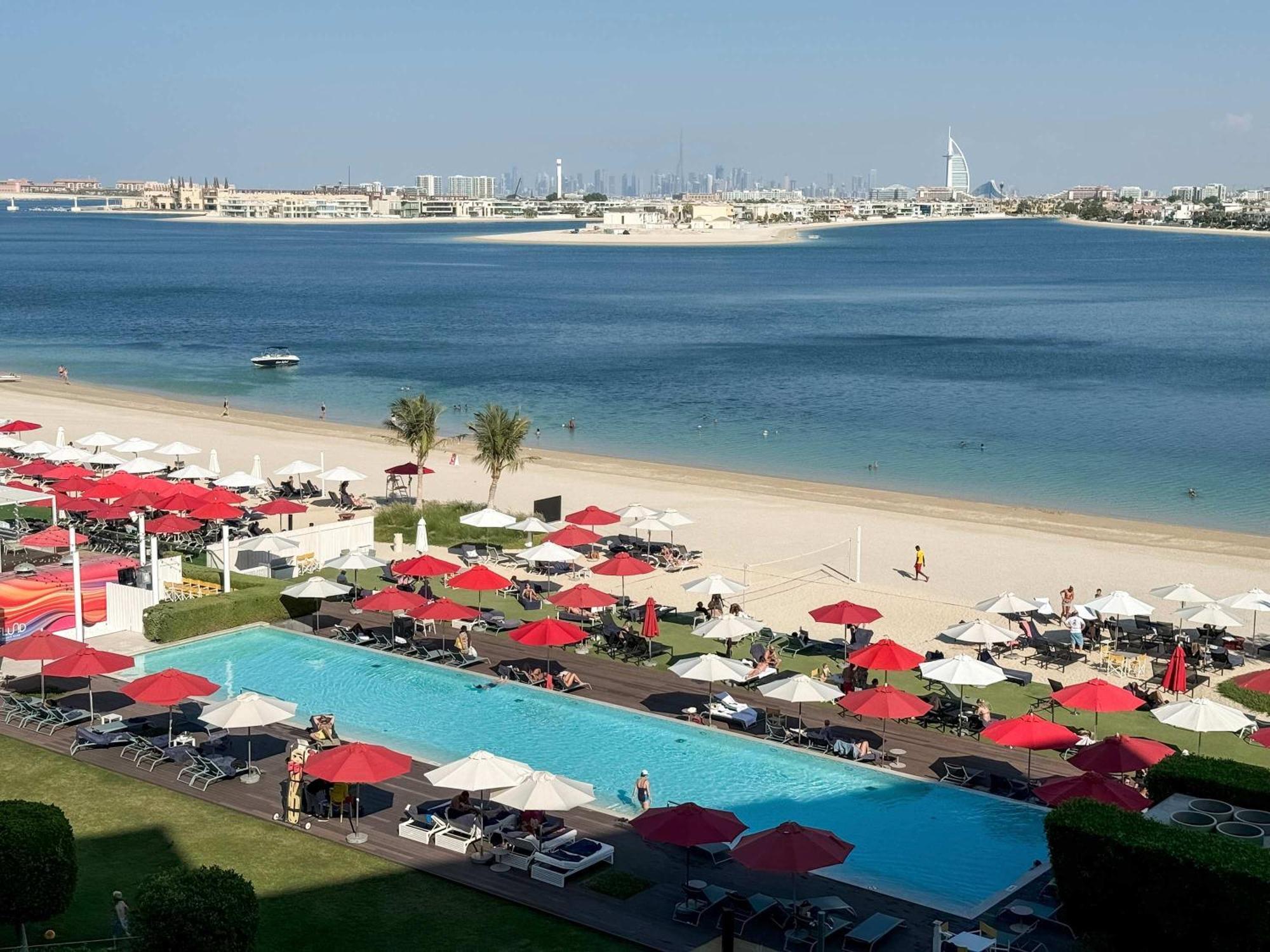Spacious Beachfront 2 Bedroom Apartment - The 8 Dubai Ngoại thất bức ảnh